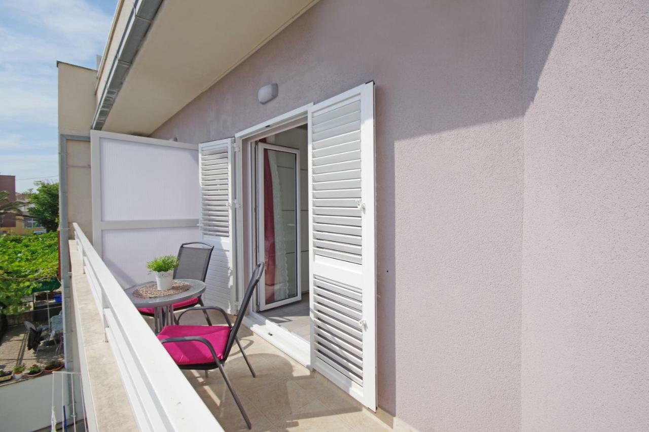 Apartment Mira Makarska Bagian luar foto